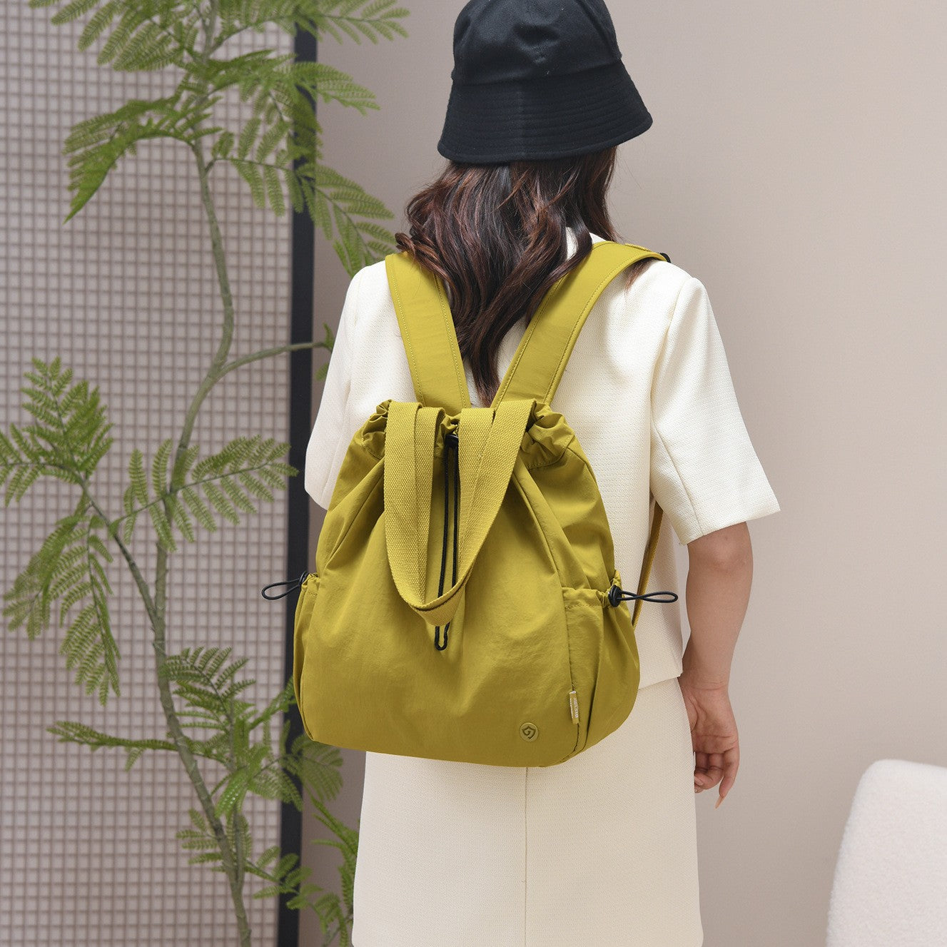 💃Women's Large Capacity Drawstring Tote Backpack
