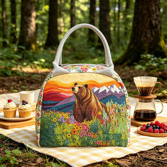 Bear & Mountain Art Quilted Lunch Bag