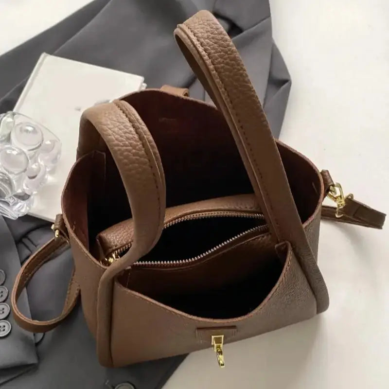 Elegant Women's Retro Versatile Crossbody Shoulder Bag