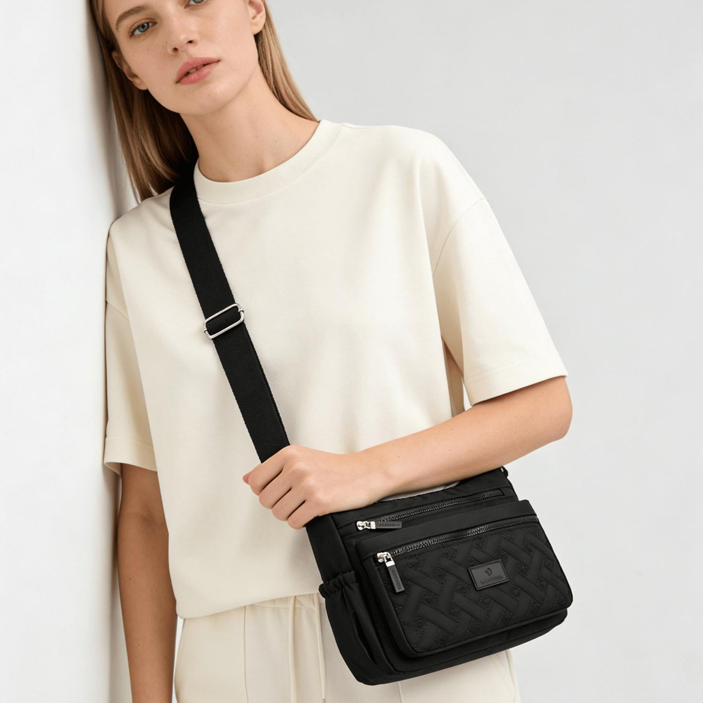 Lightweight Waterproof Nylon Messenger Bag